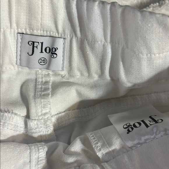 White Skinny Pants - Picture 4 of 5